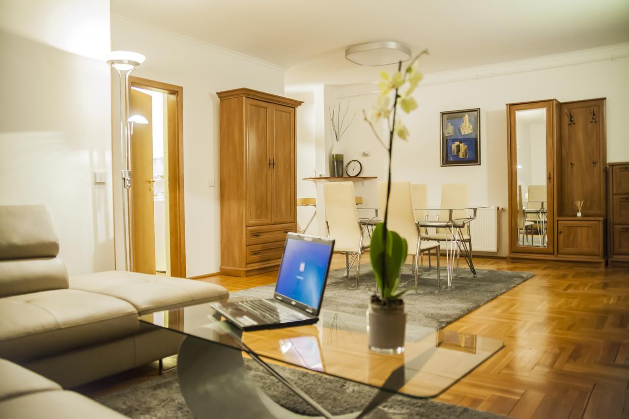 קלוז'-נאפוקה Business Class Apartment מראה חיצוני תמונה