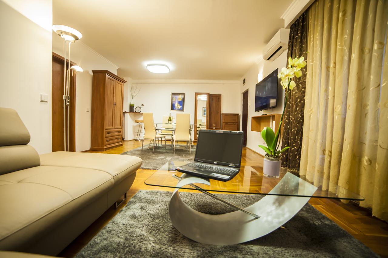 קלוז'-נאפוקה Business Class Apartment מראה חיצוני תמונה