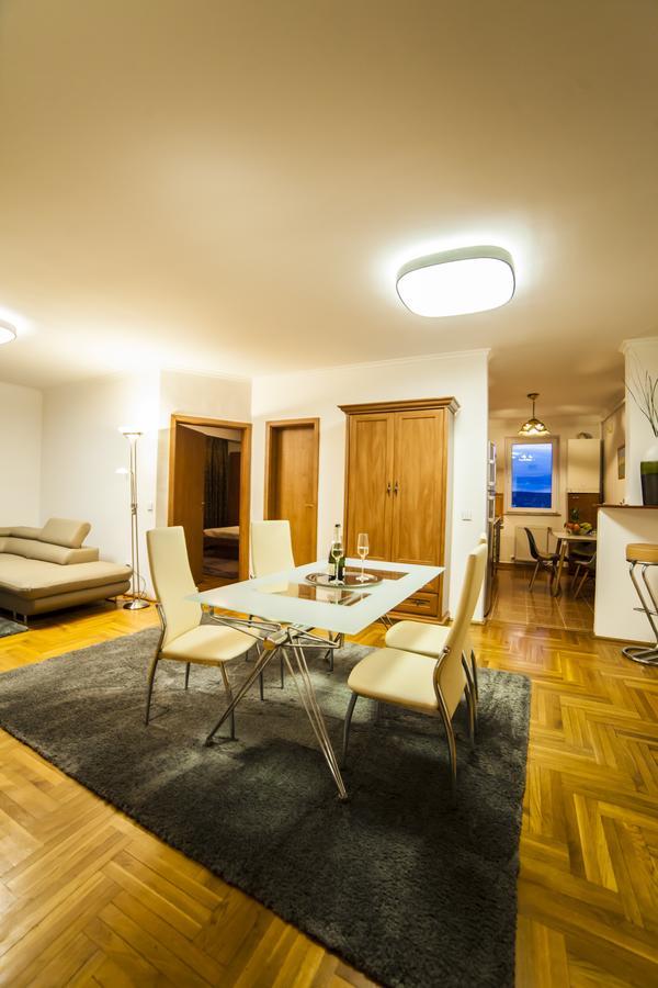 קלוז'-נאפוקה Business Class Apartment מראה חיצוני תמונה